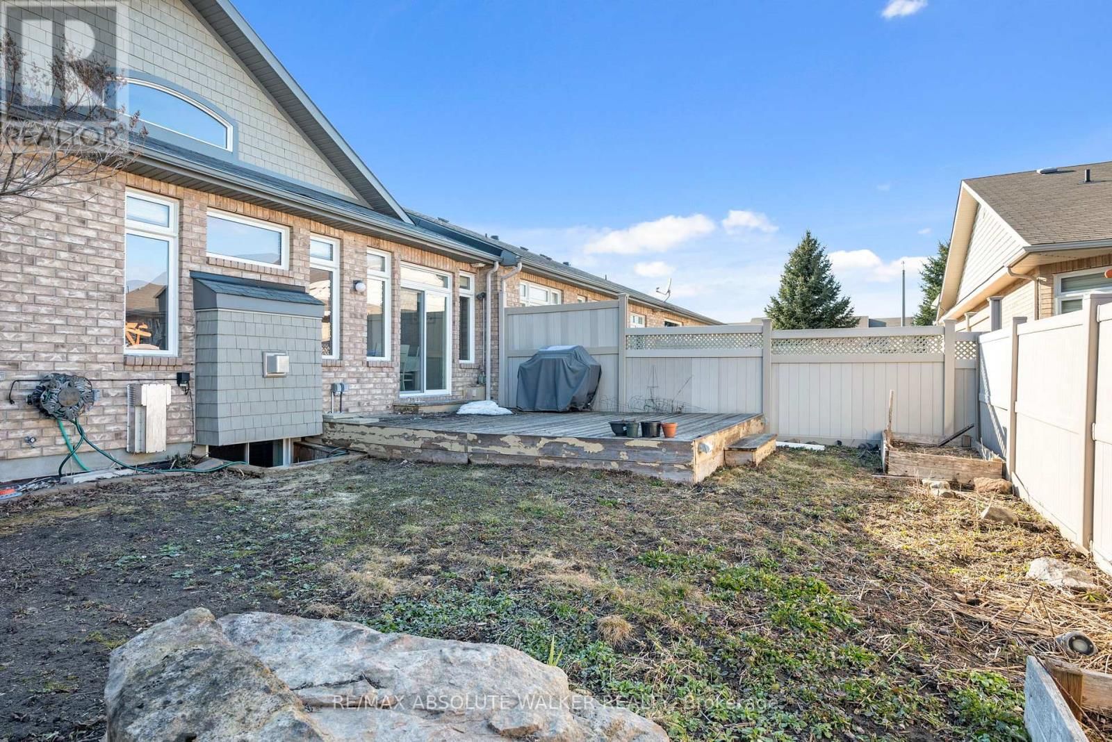 1024 MARCONI AVENUE Image 30