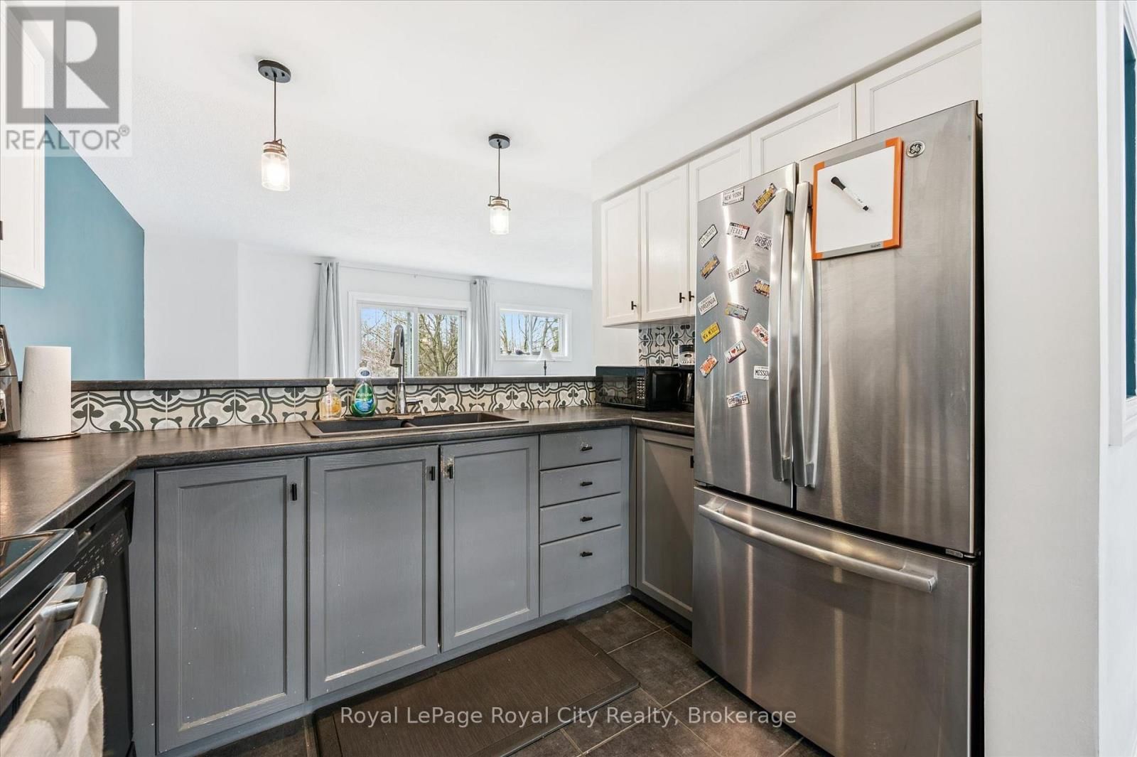 26 - 426 GRANGE ROAD Image 11