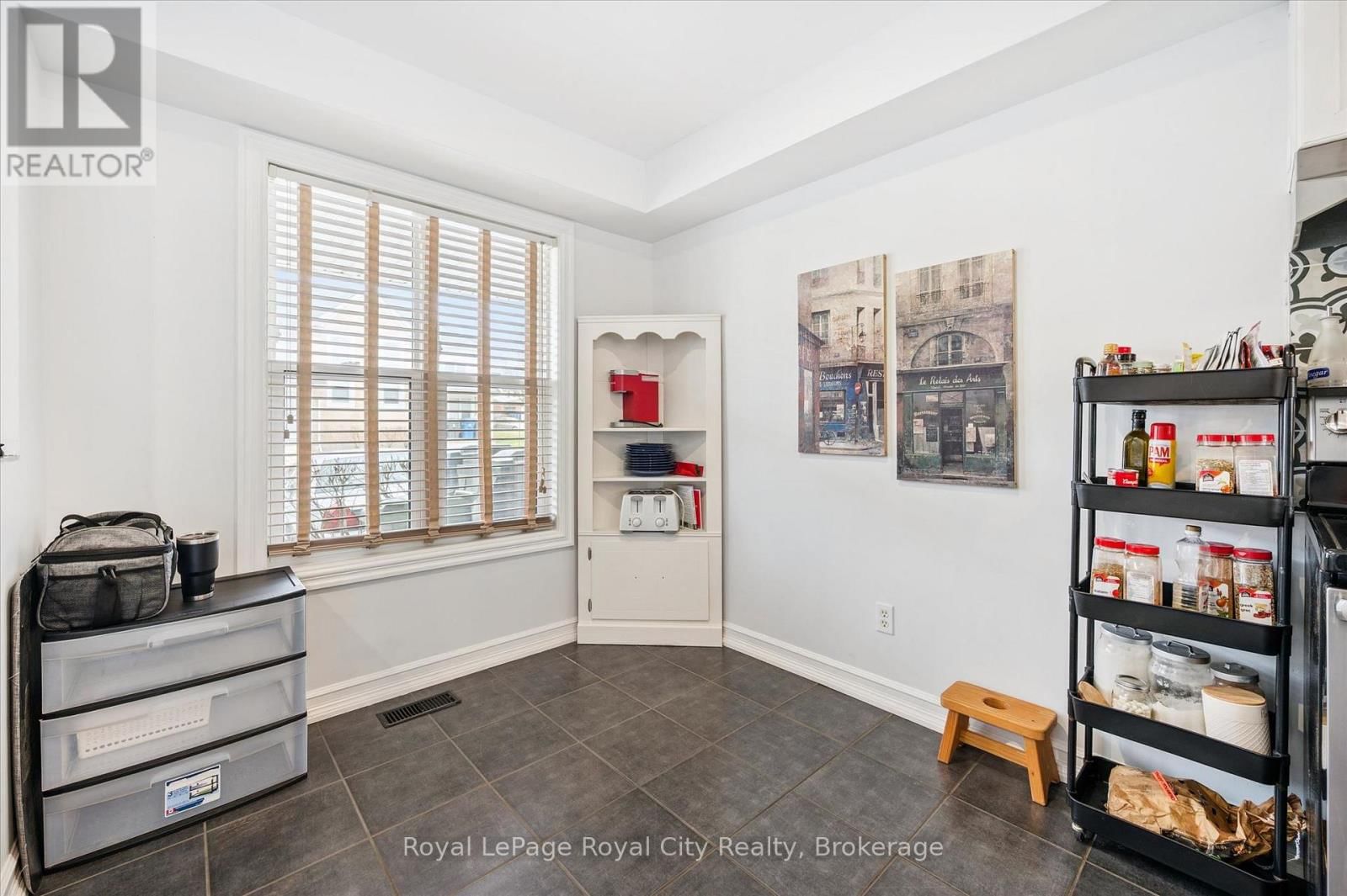 26 - 426 GRANGE ROAD Image 13