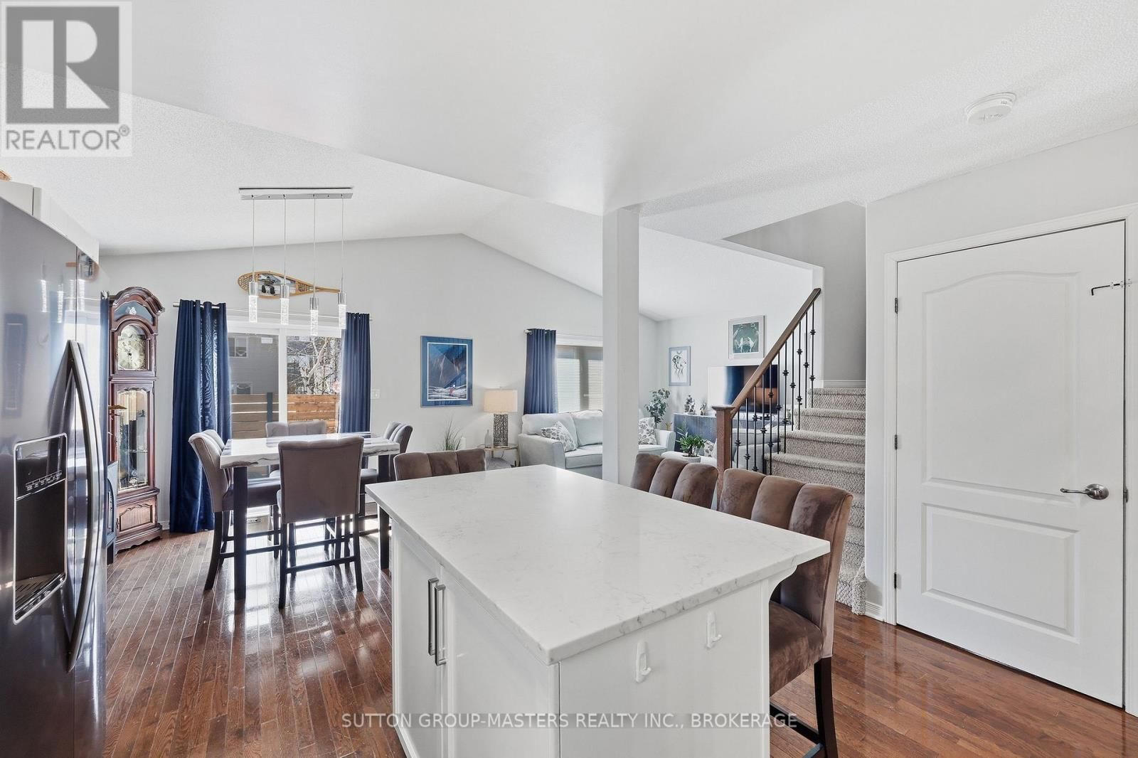 811 LOTUS AVENUE Image 13