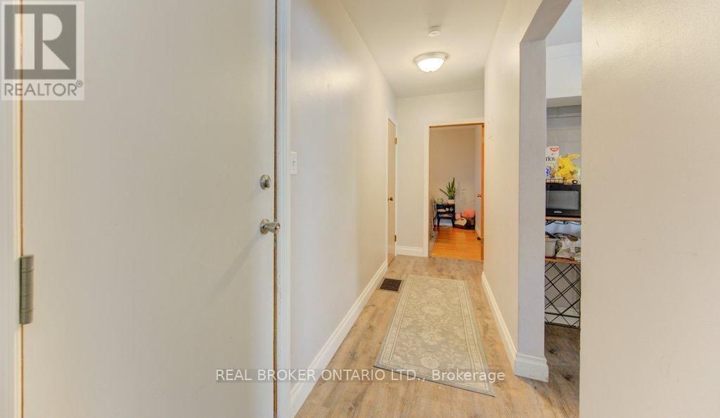 109 ETON DRIVE Image 36