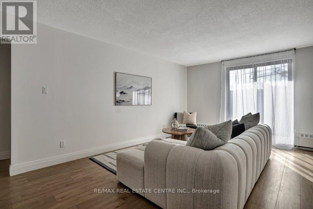 107 - 1100 COURTLAND AVENUE EAST Image 6