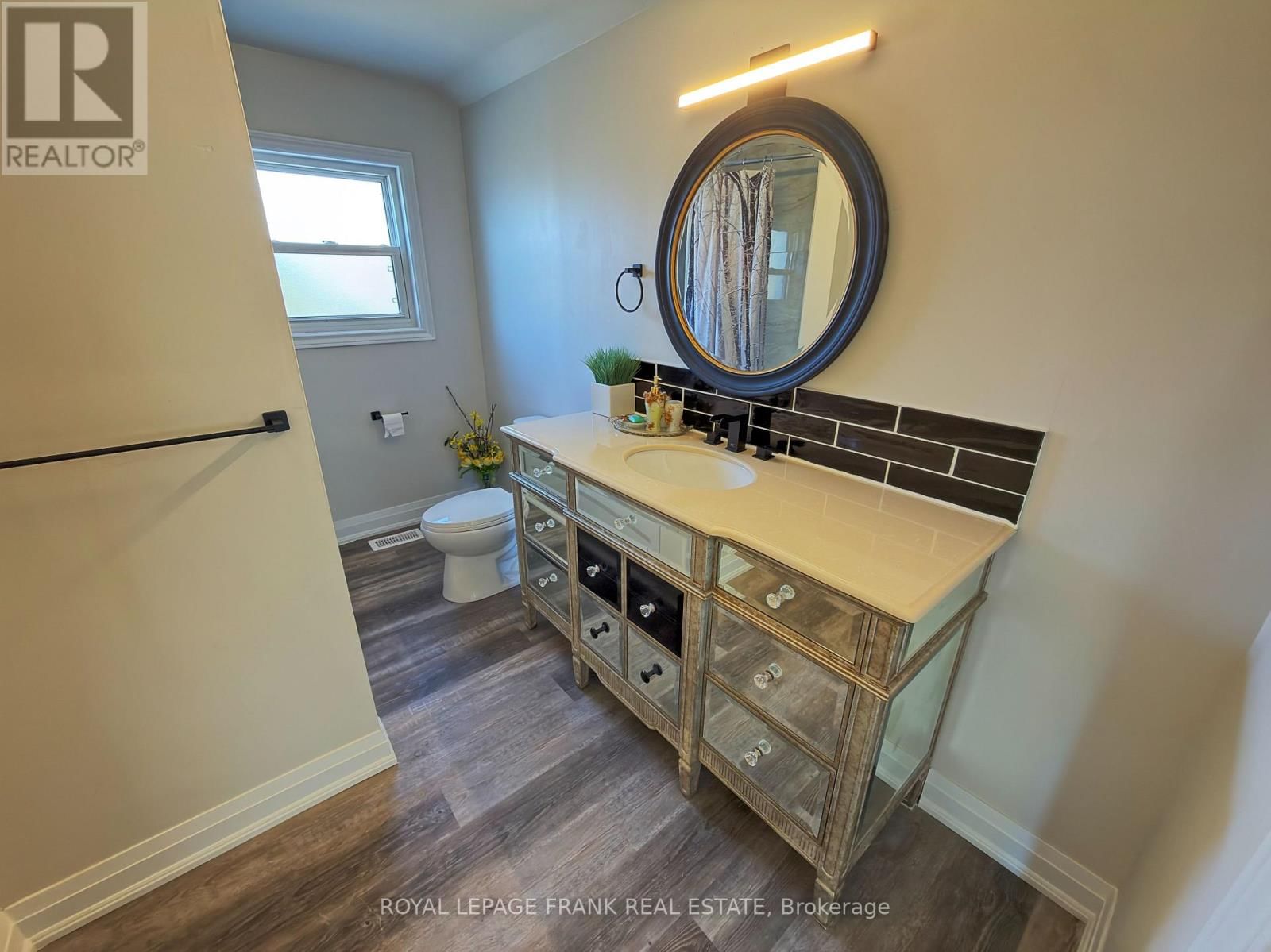 23 N HASTINGS AVENUE Image 24