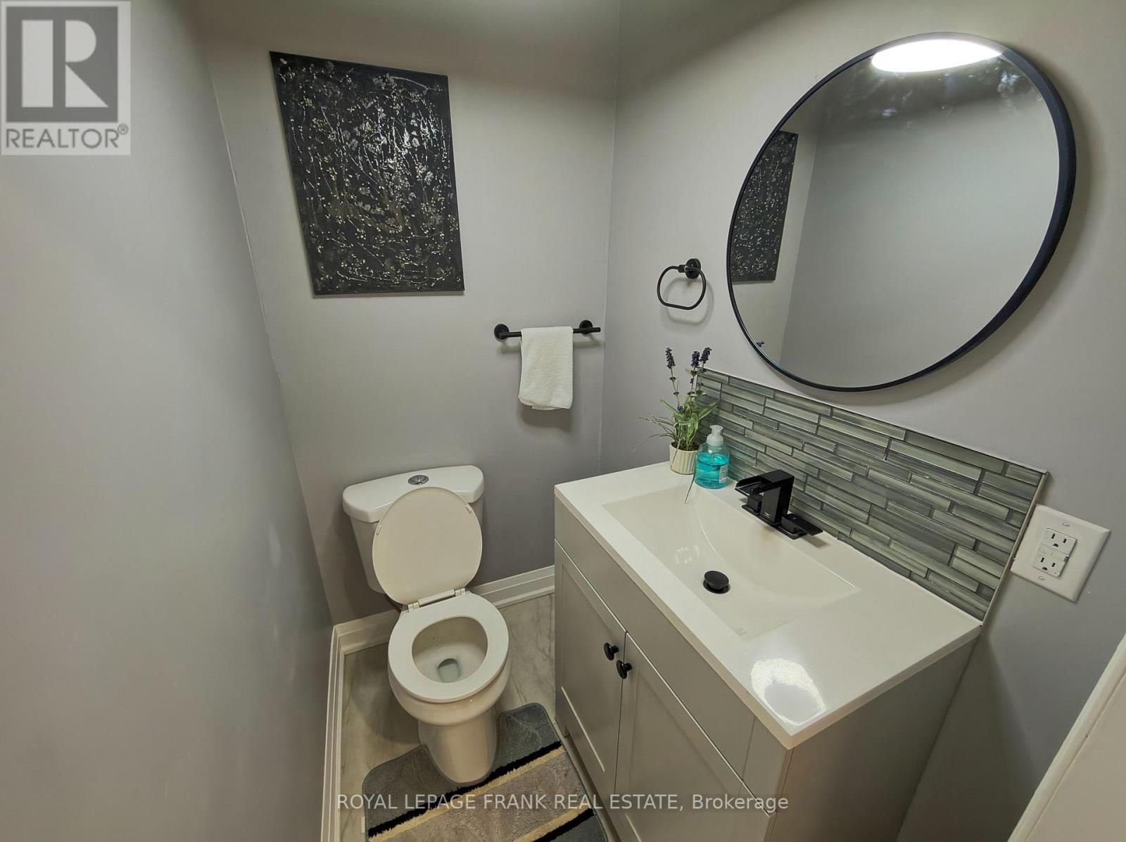 23 N HASTINGS AVENUE Image 28