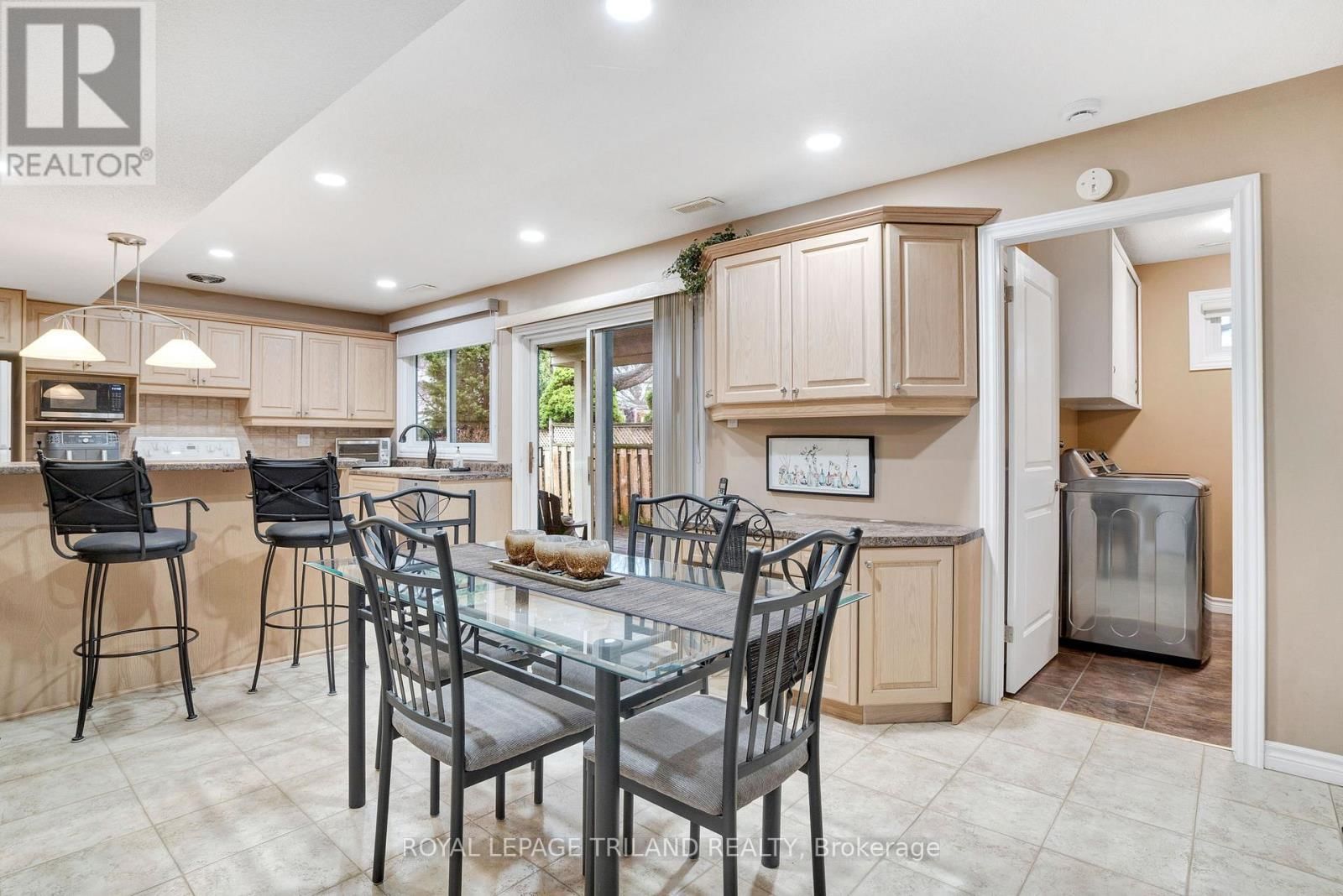 31 EDGEHILL ROAD Image 14