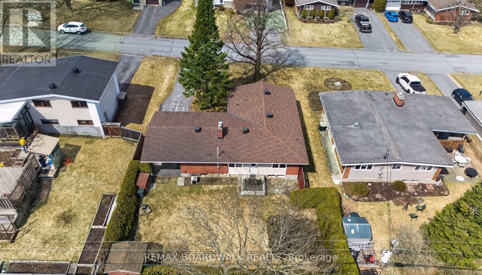 32 BOWMOOR AVENUE Image 30