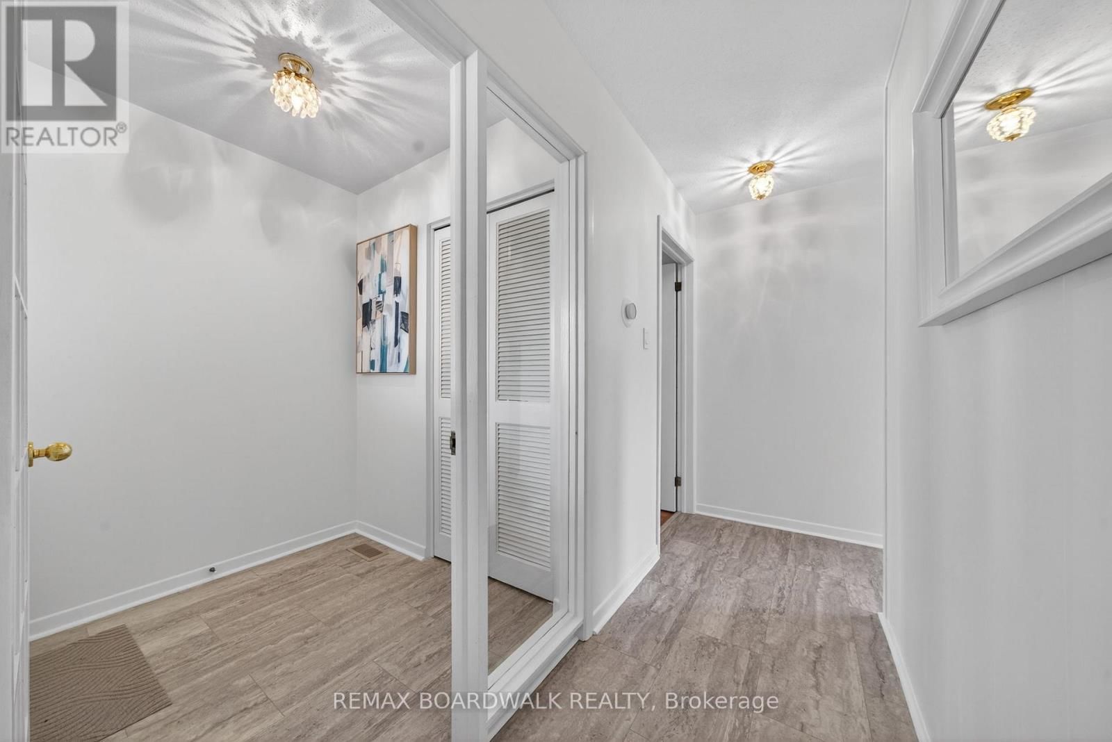 32 BOWMOOR AVENUE Image 5