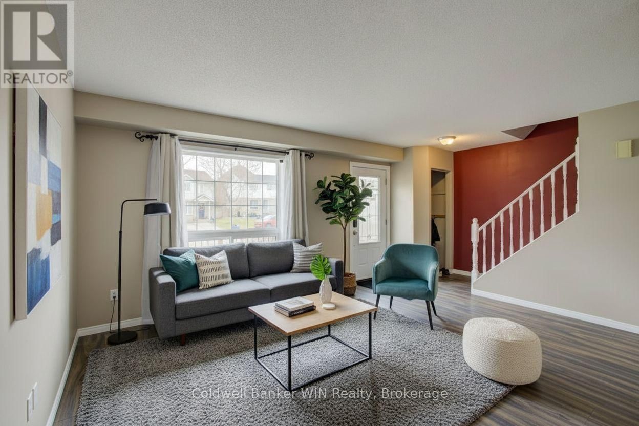 14 FARRELL LANE Image 10