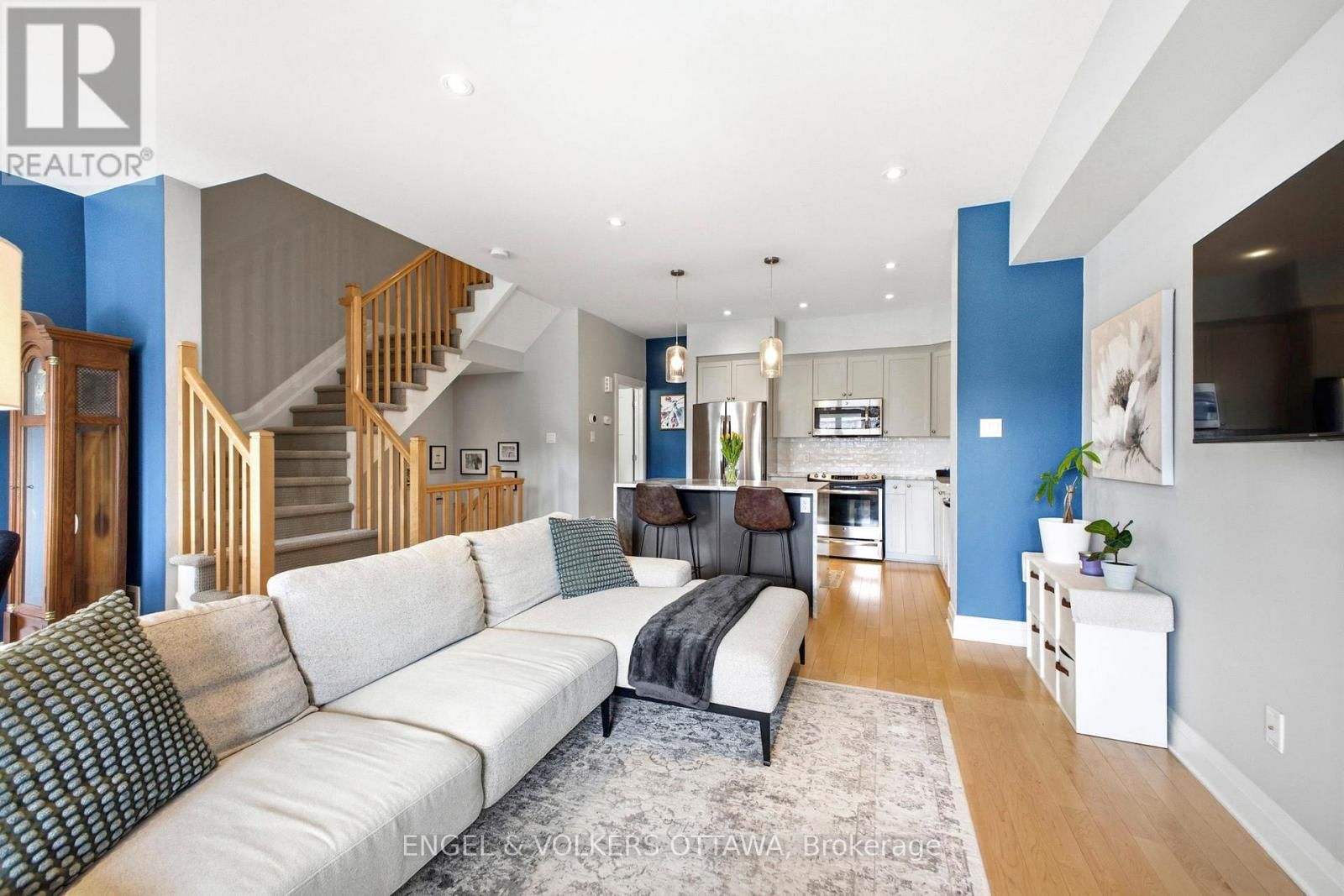 122 NUTTING CRESCENT Image 15