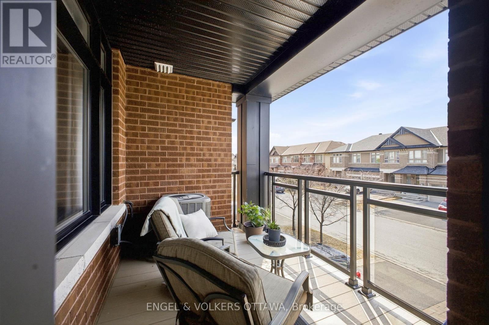 122 NUTTING CRESCENT Image 32