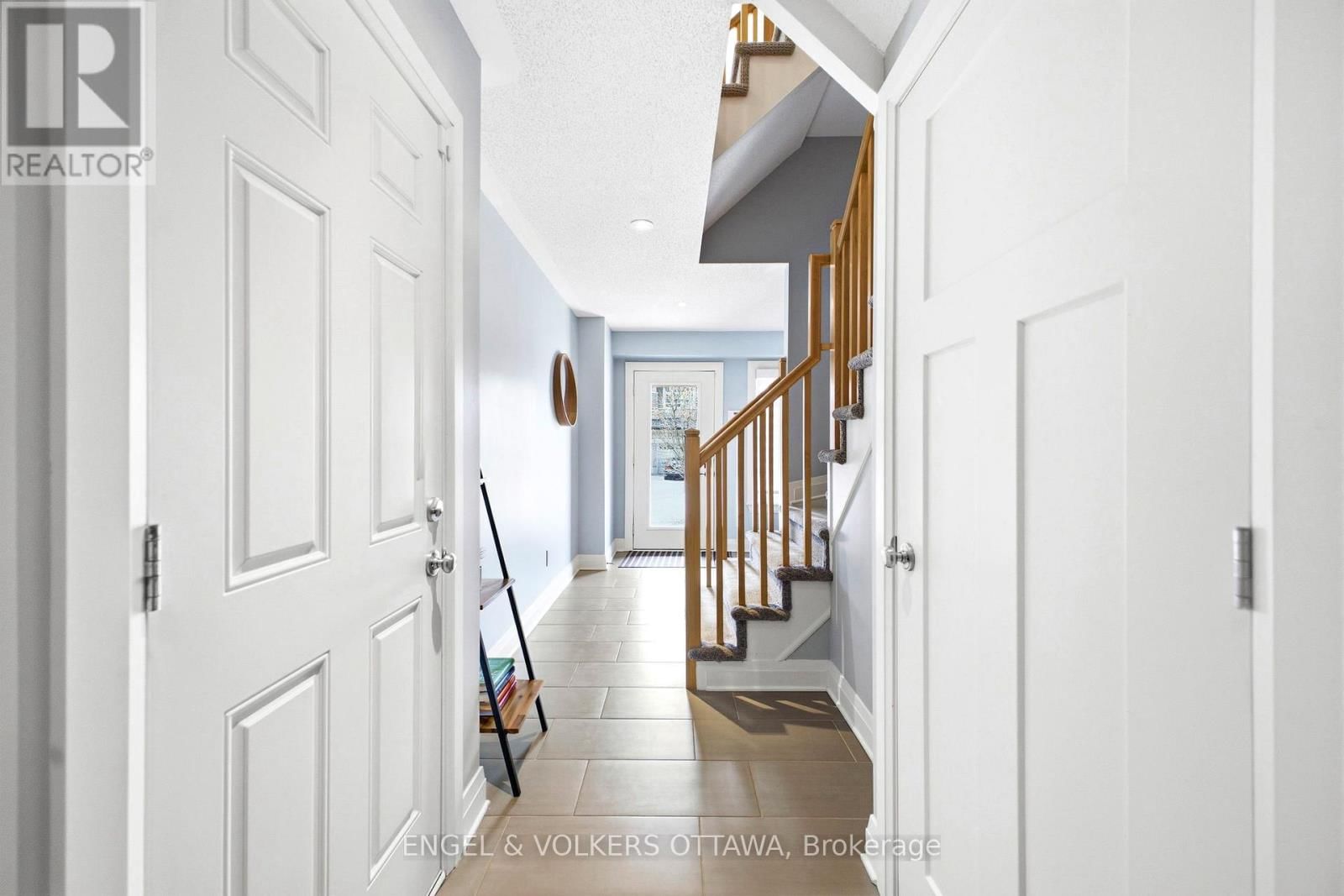 122 NUTTING CRESCENT Image 5