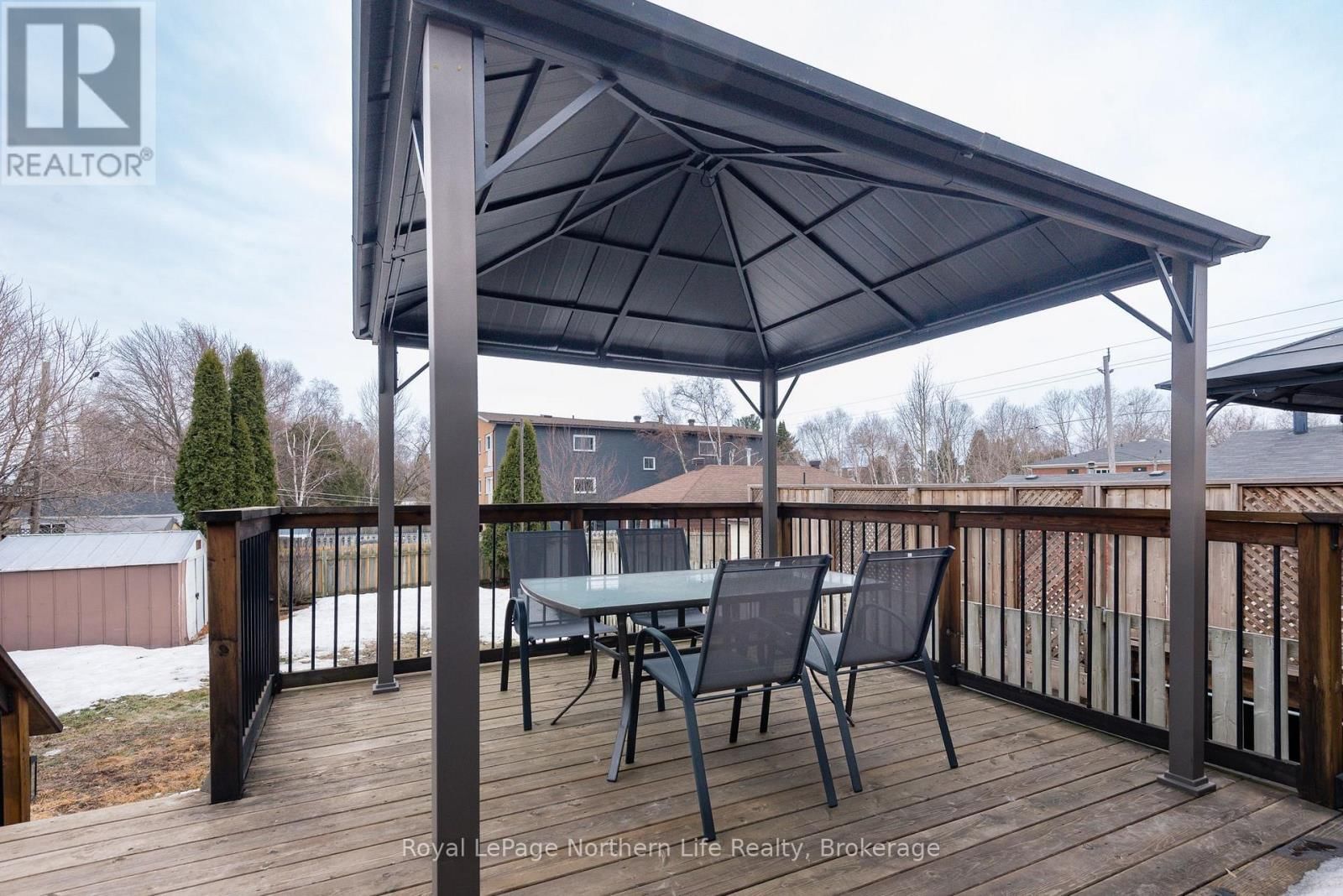 1647 HIGH STREET Image 16