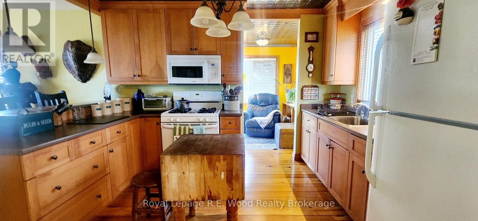 1806 LAKESHORE ROAD Image 10