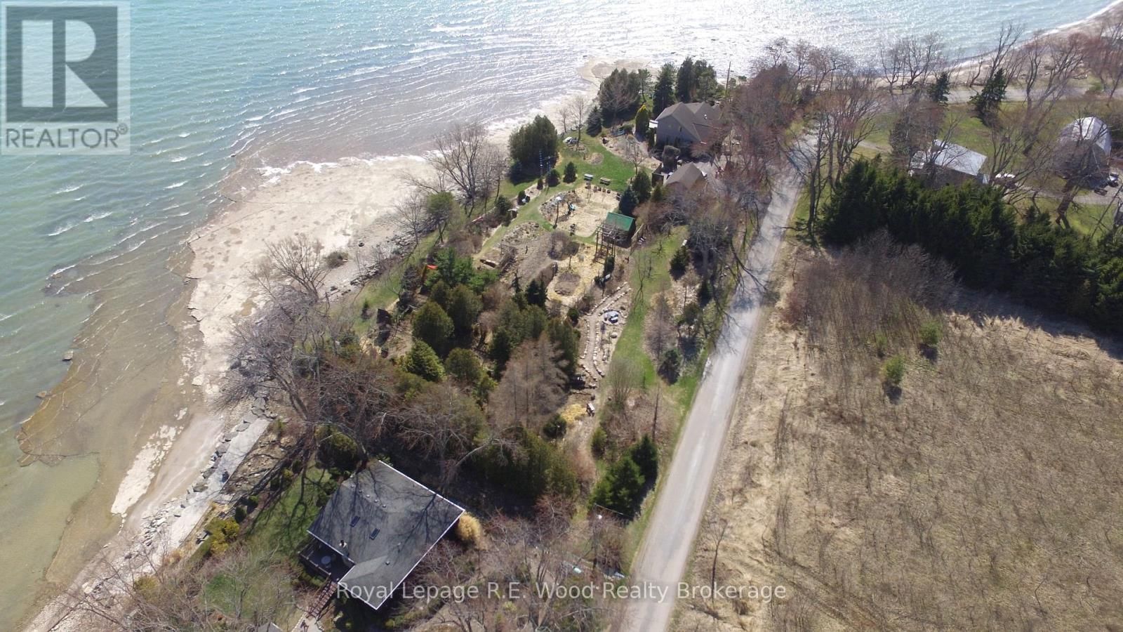 1806 LAKESHORE ROAD Image 3