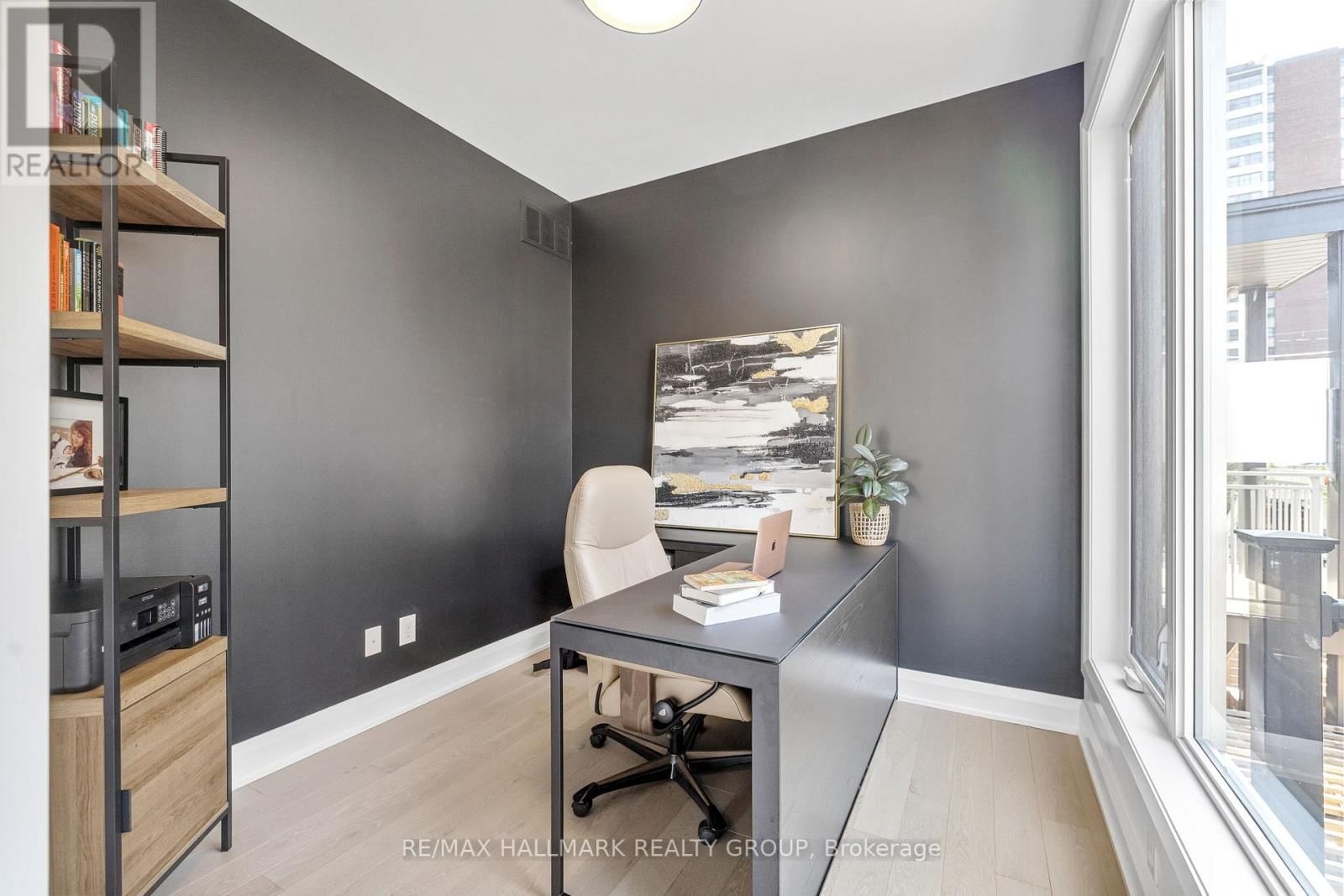 101 TAY STREET Image 18