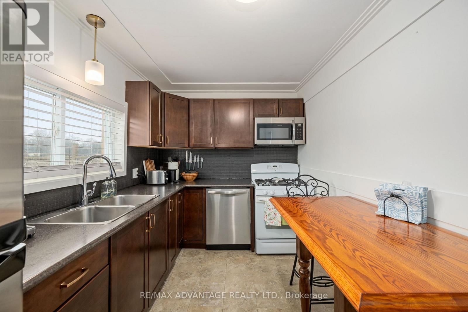 68 CAVENDISH CRESCENT Image 16