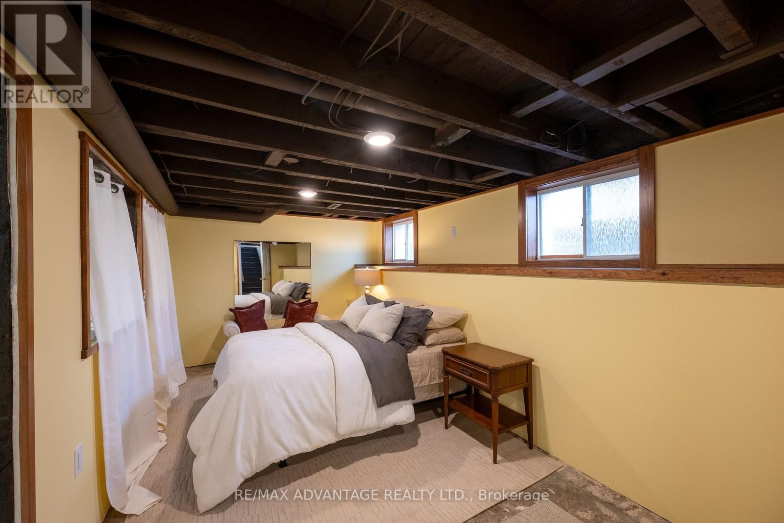 68 CAVENDISH CRESCENT Image 19