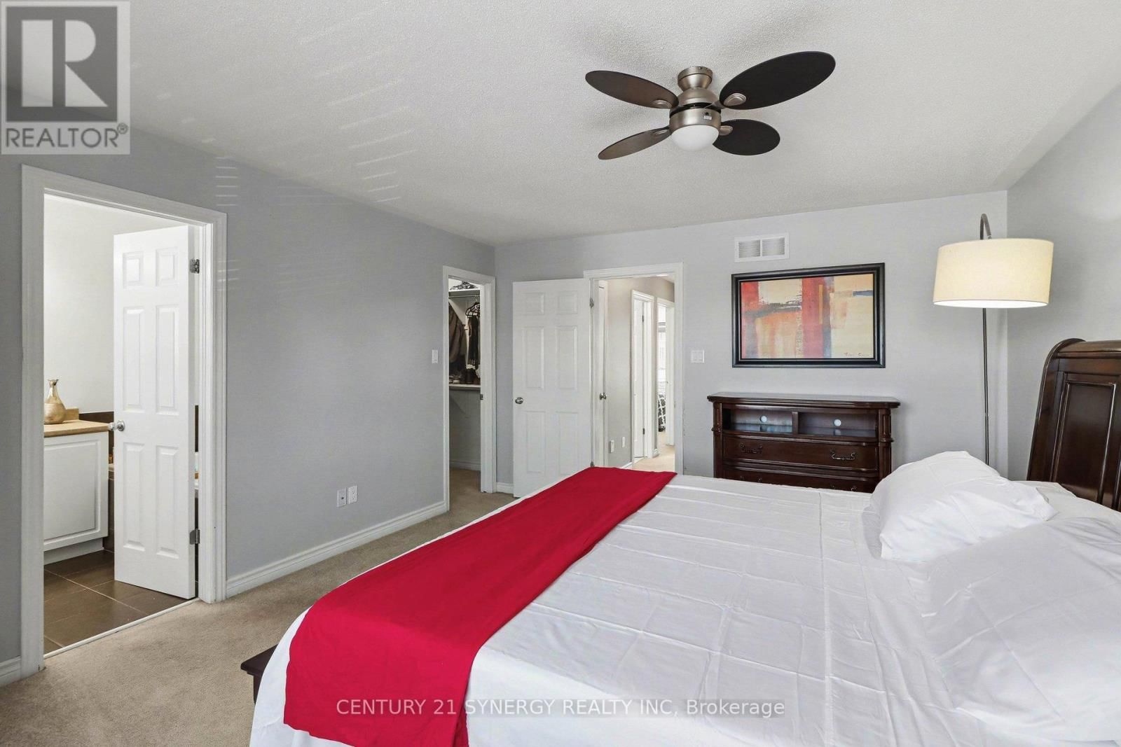 114 SILVERMOON CRESCENT Image 19