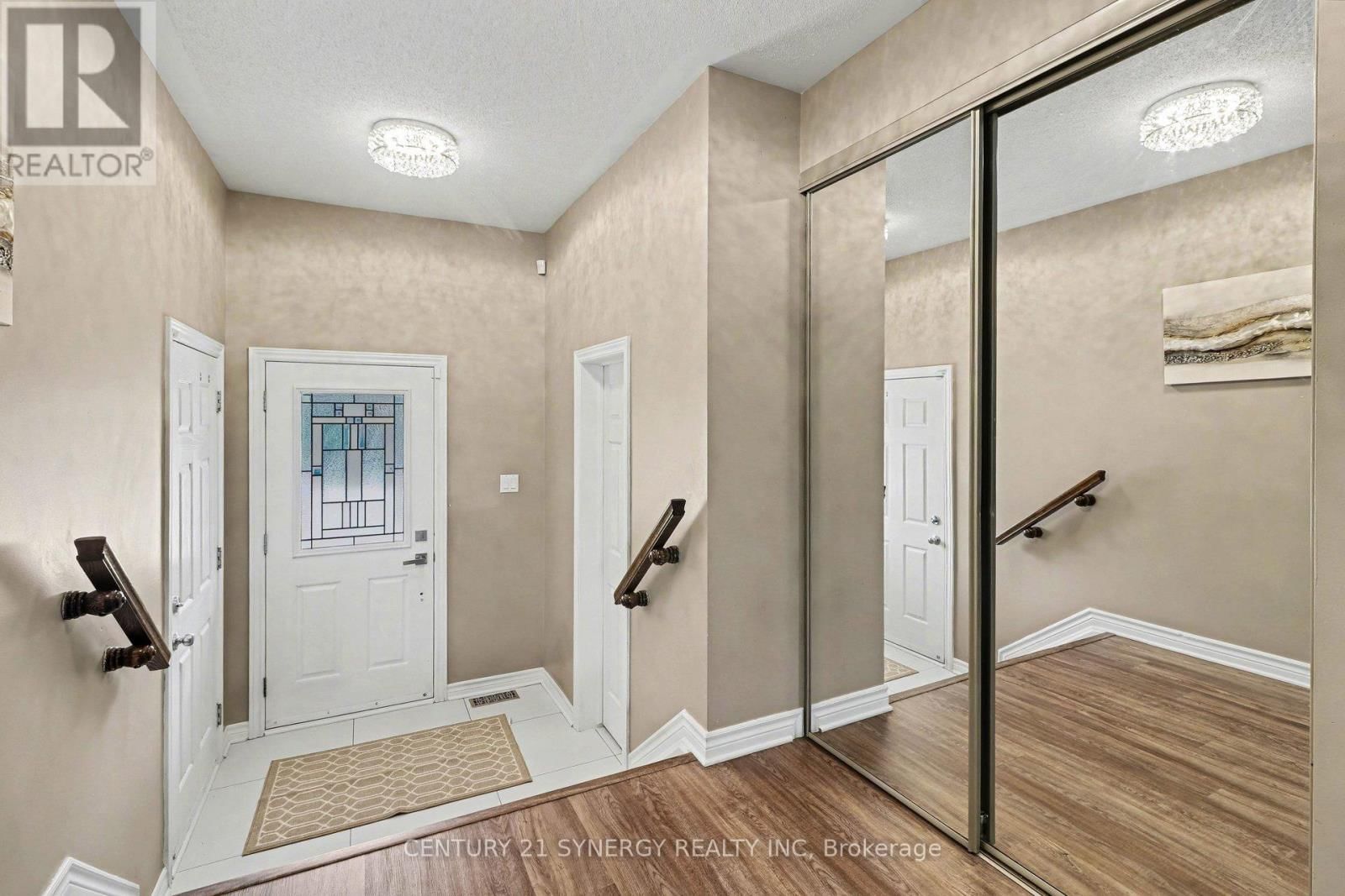 114 SILVERMOON CRESCENT Image 3