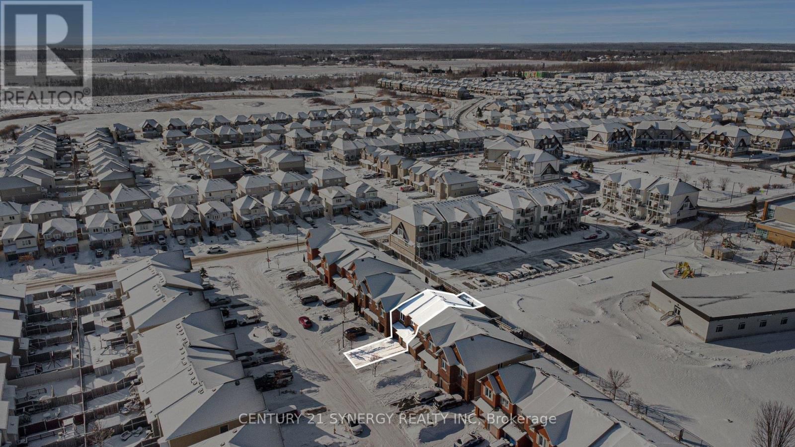 114 SILVERMOON CRESCENT Image 33