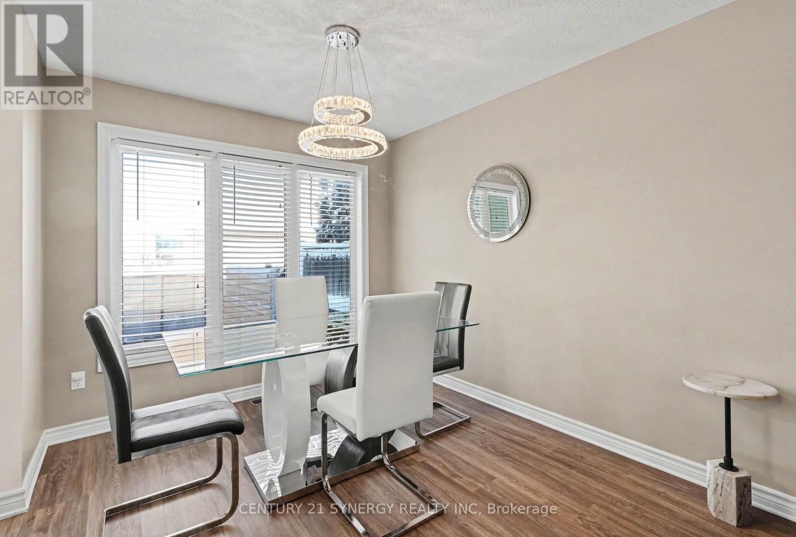 114 SILVERMOON CRESCENT Image 7