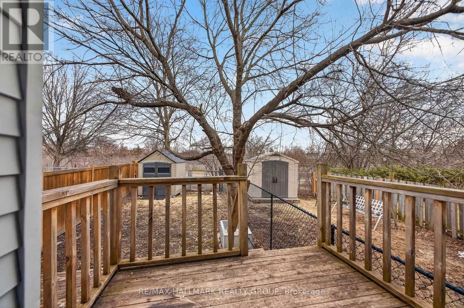 80 PICKWICK DRIVE Image 42