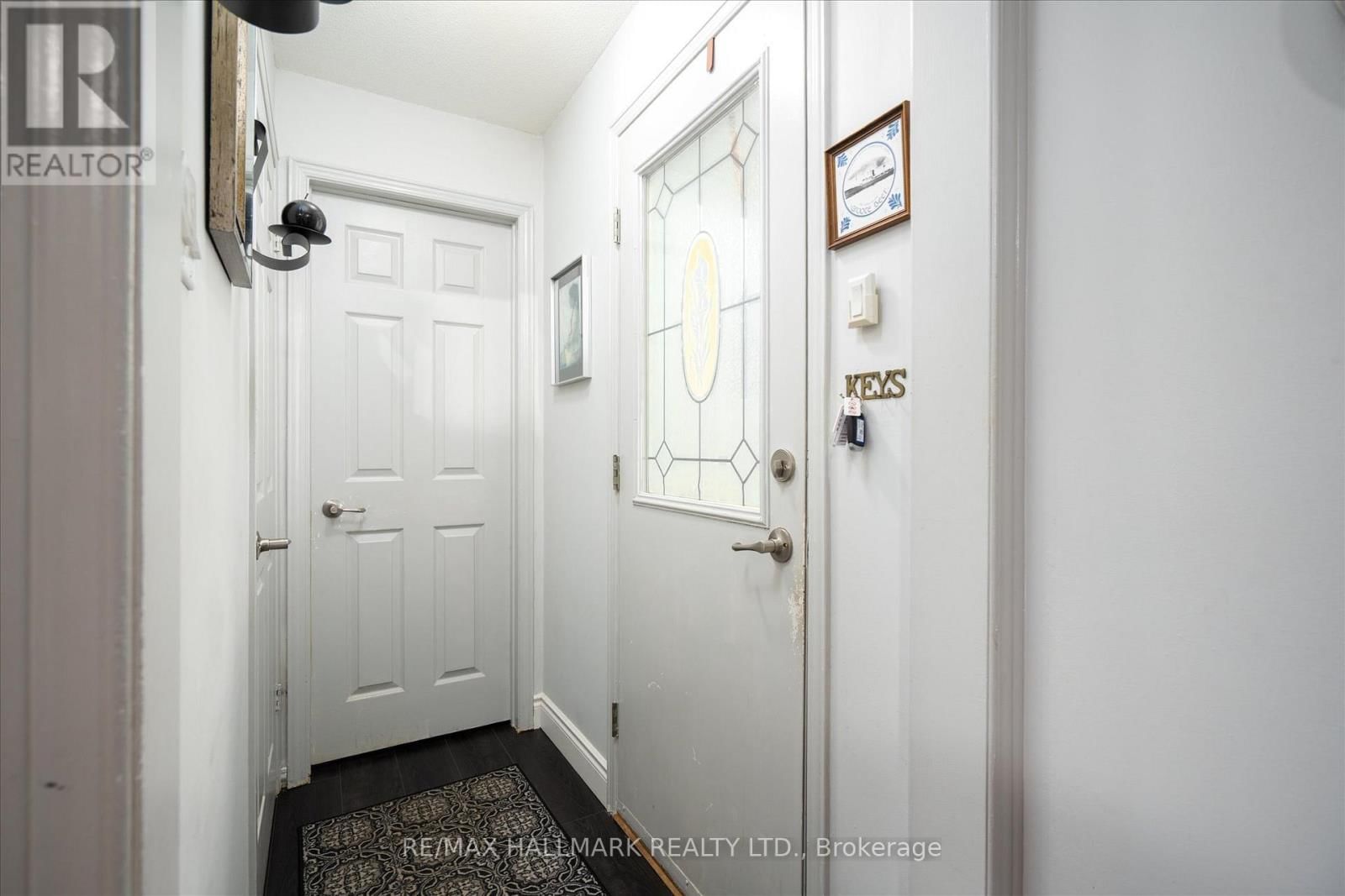 6 SEYMOUR STREET SOUTH Image 19