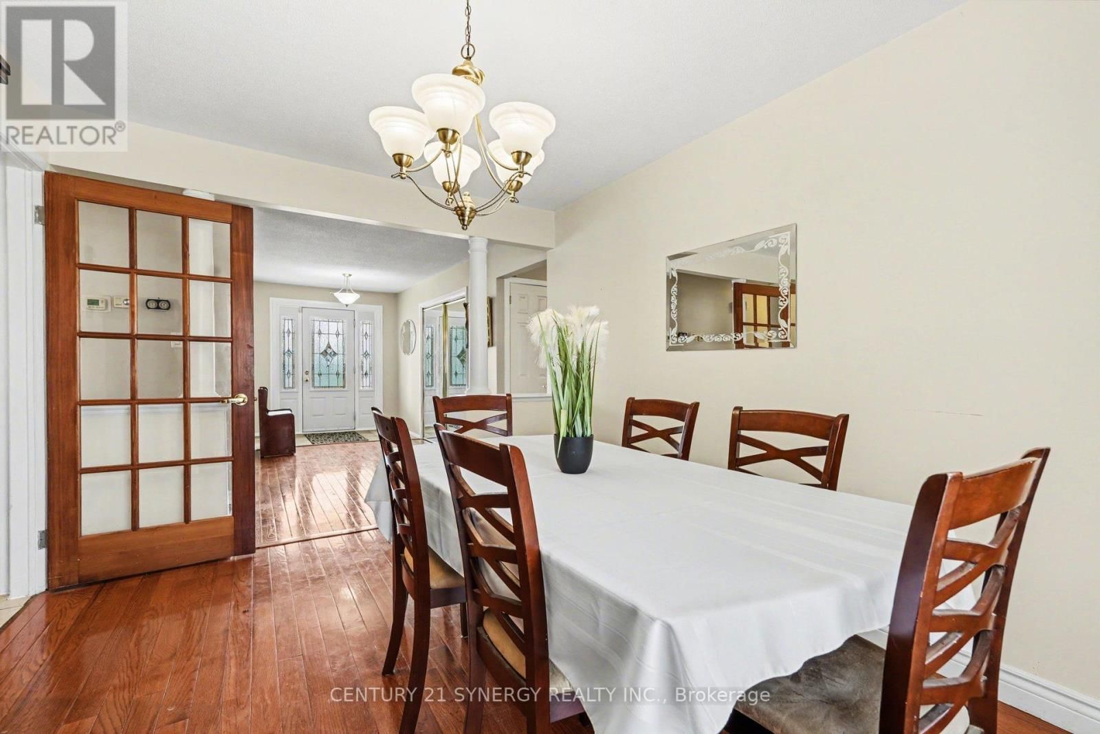 220 HIGHFIELD CRESCENT Image 10