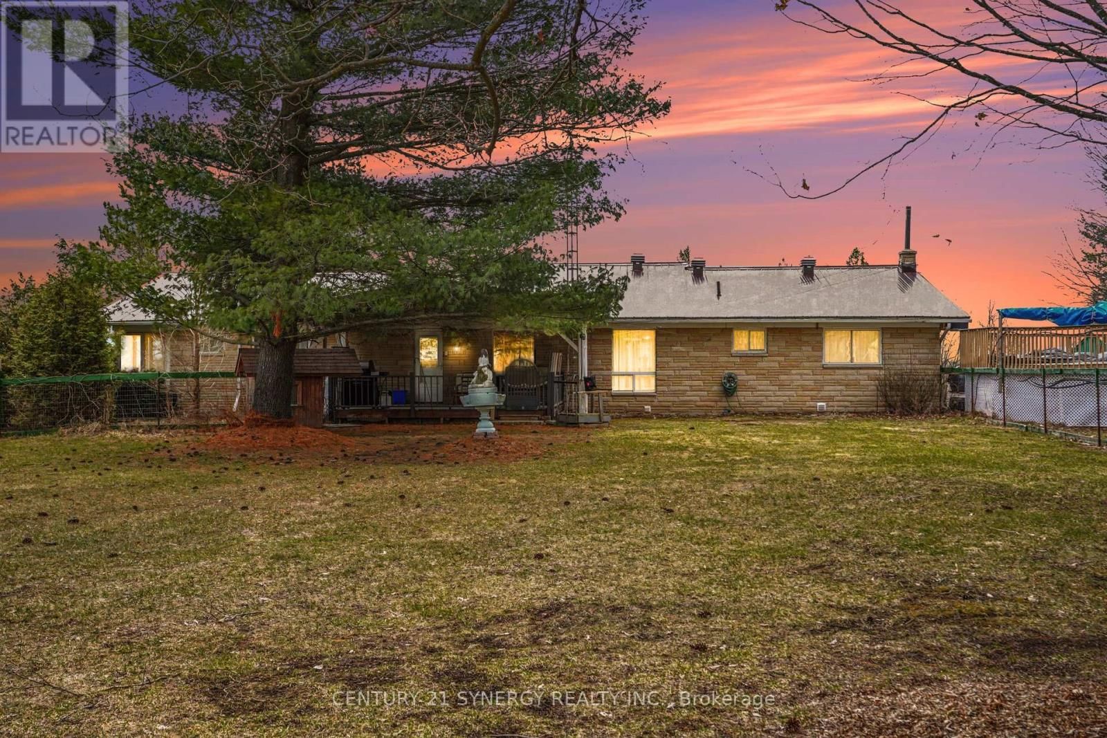 220 HIGHFIELD CRESCENT Image 3