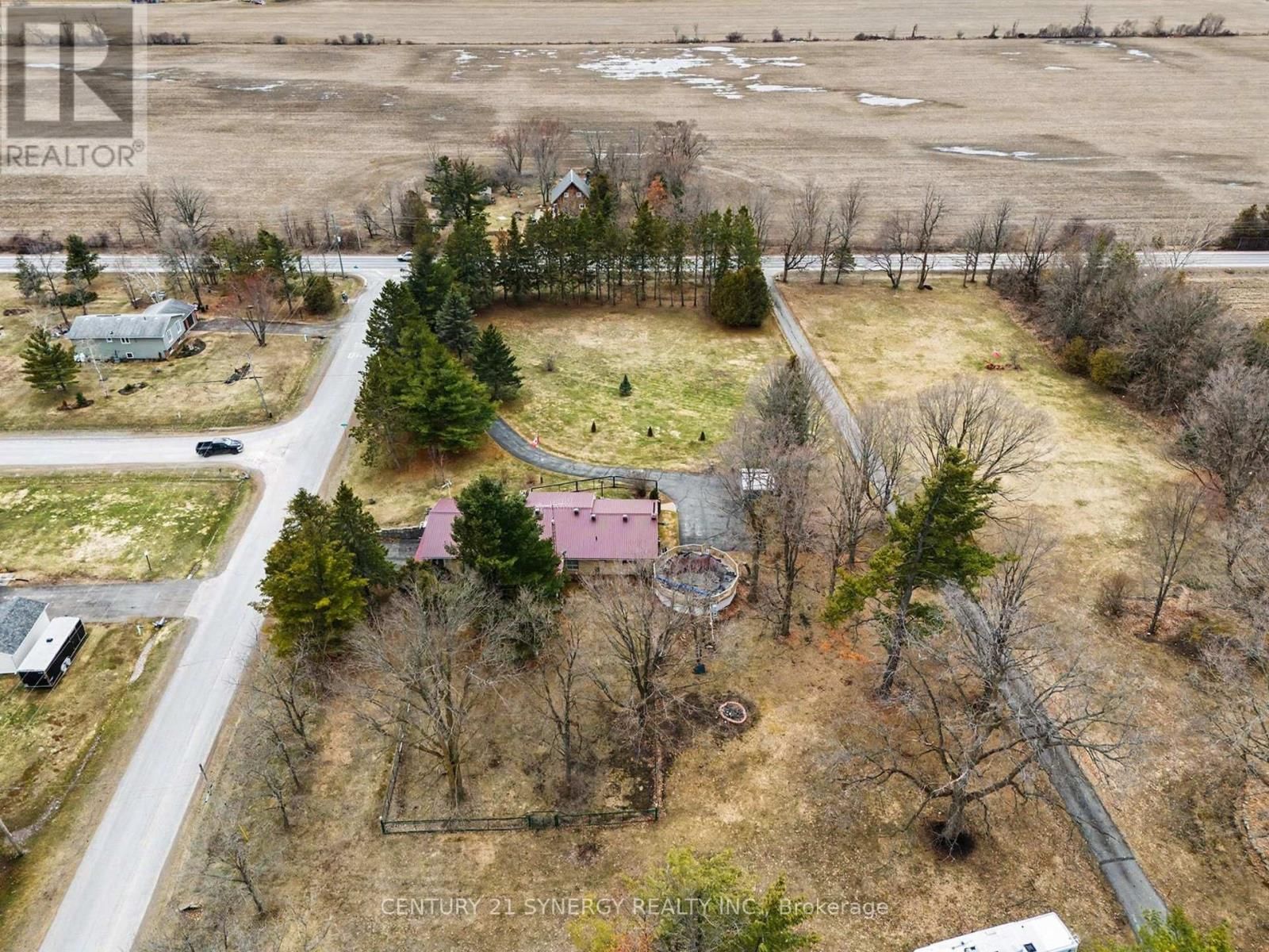 220 HIGHFIELD CRESCENT Image 43