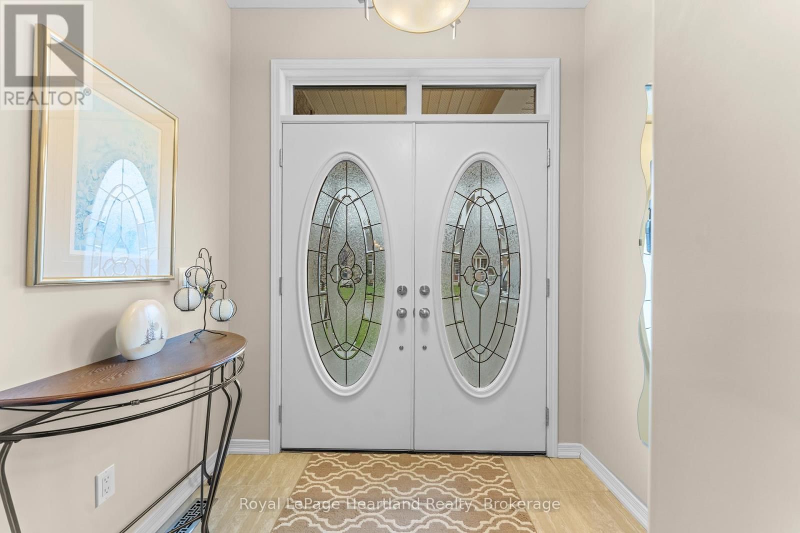 10 MACPHERSON AVENUE Image 3