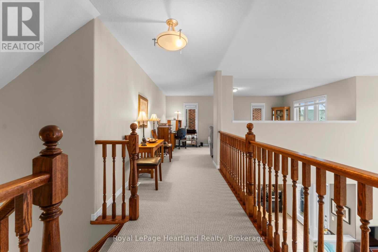 10 MACPHERSON AVENUE Image 35