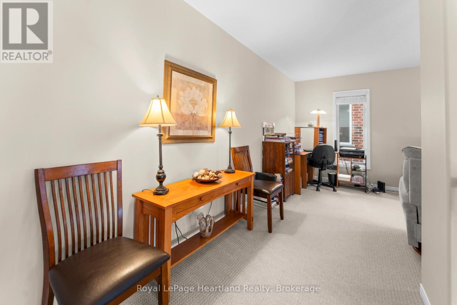 10 MACPHERSON AVENUE Image 36