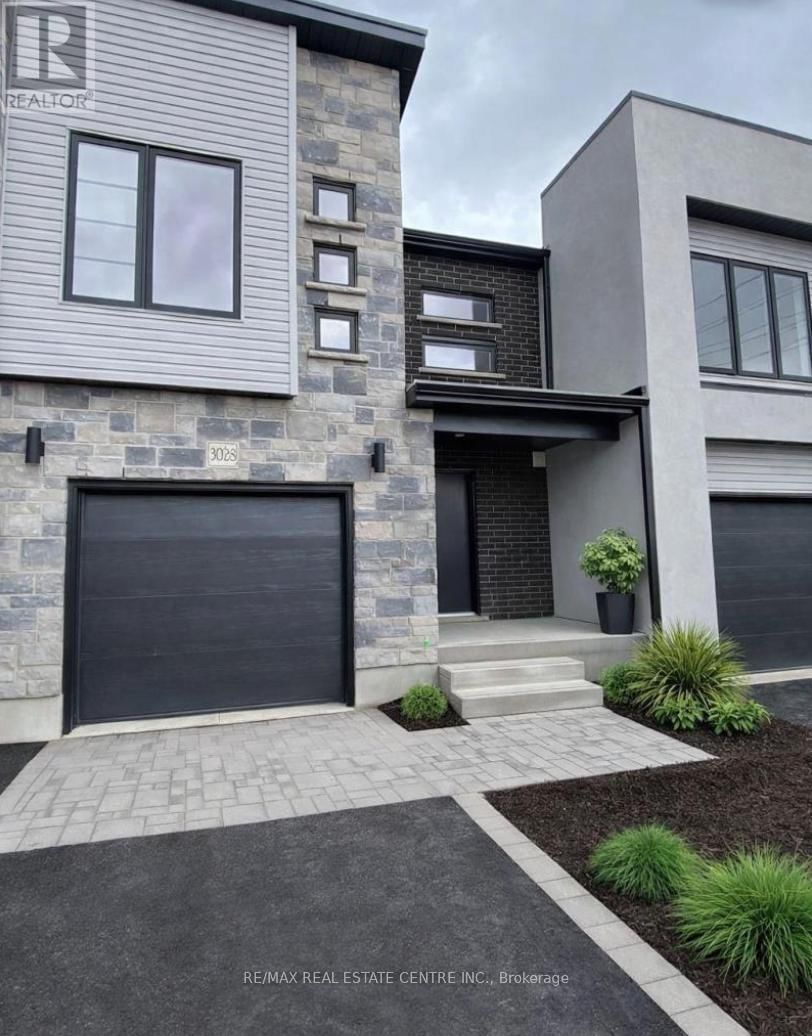 2986 TURNER CRESCENT Image 1