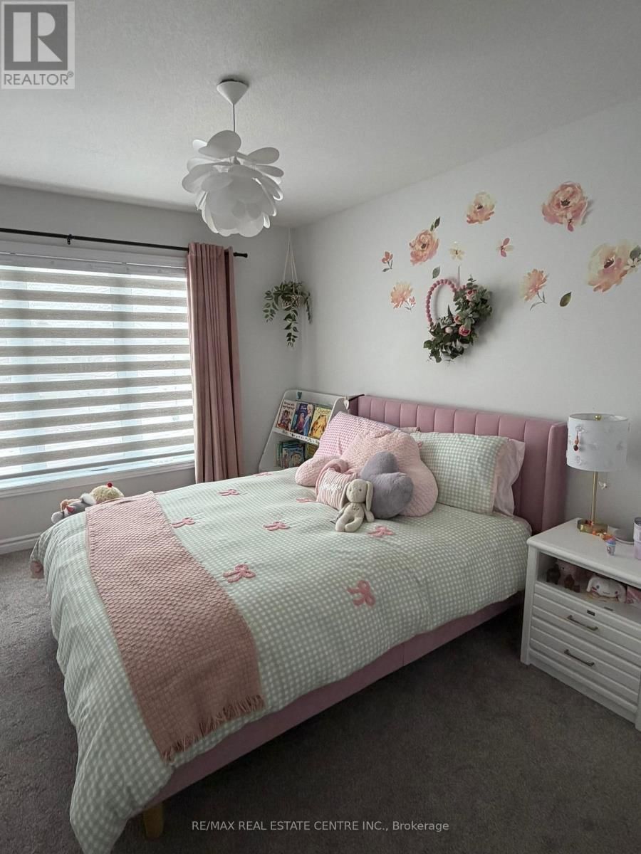 2986 TURNER CRESCENT Image 18