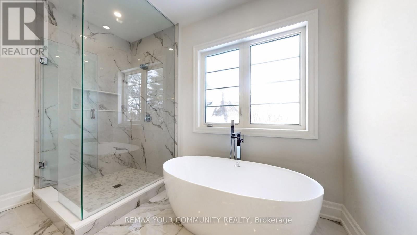 353 SOMME STREET Image 33