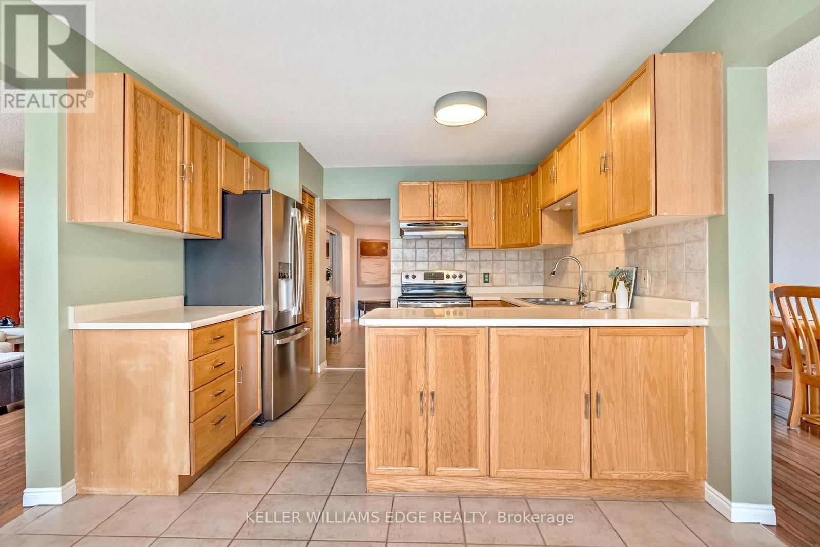 70 STRAWBERRY DRIVE Image 14