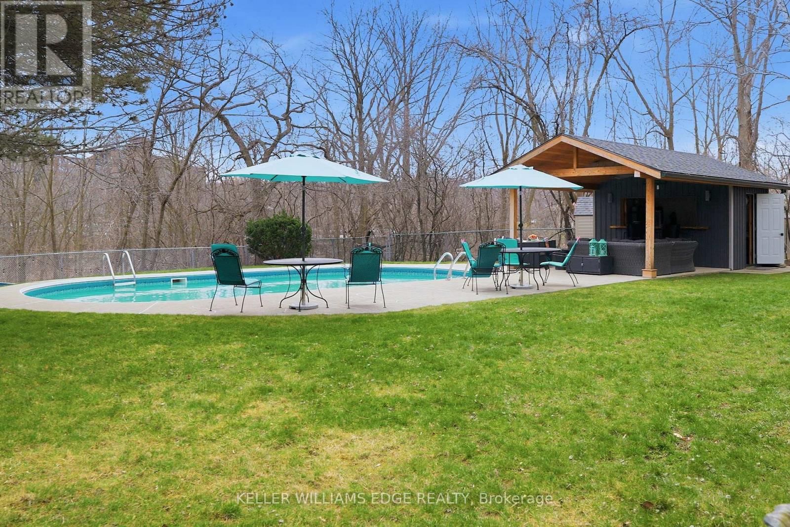 70 STRAWBERRY DRIVE Image 40