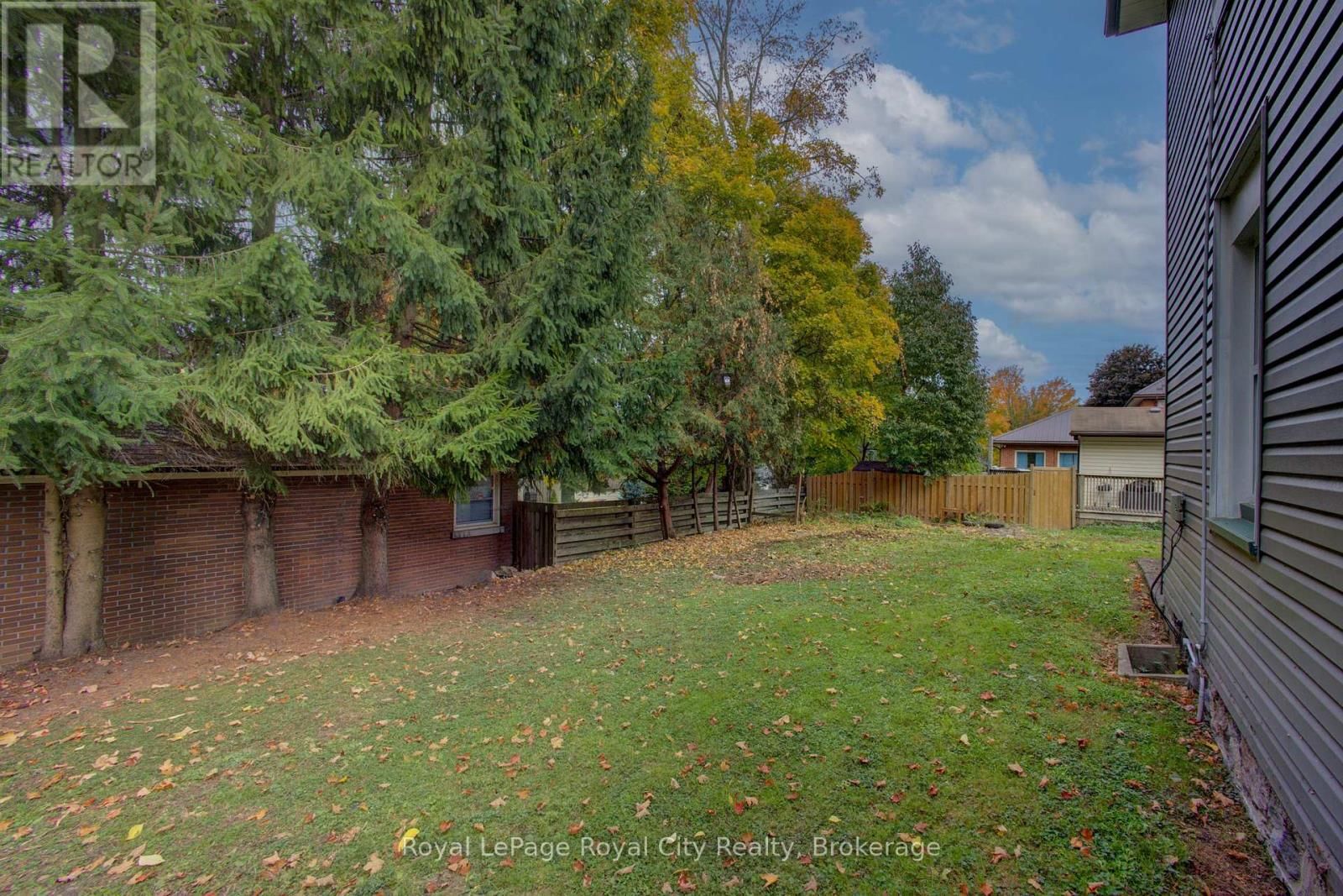 103 PATRICK STREET EAST Image 12