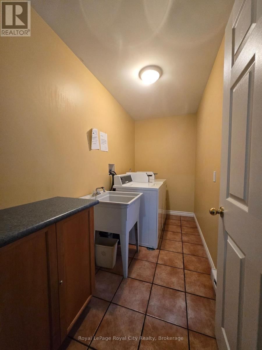 103 PATRICK STREET EAST Image 20