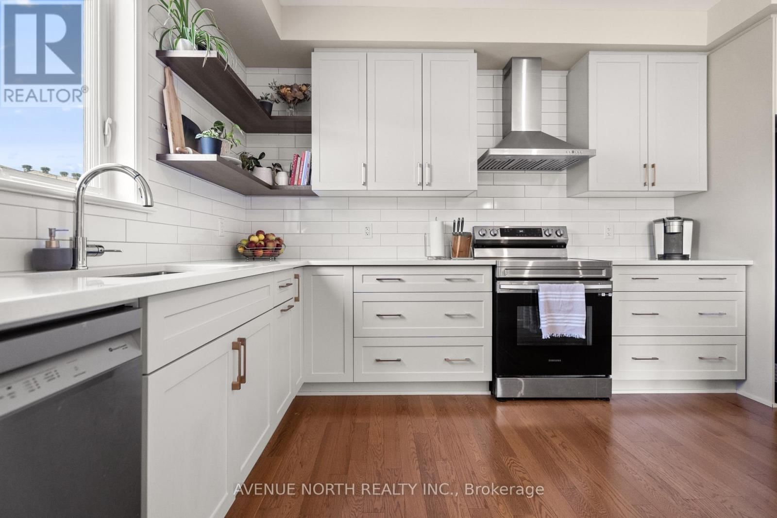 809 GAMBLE DRIVE Image 12