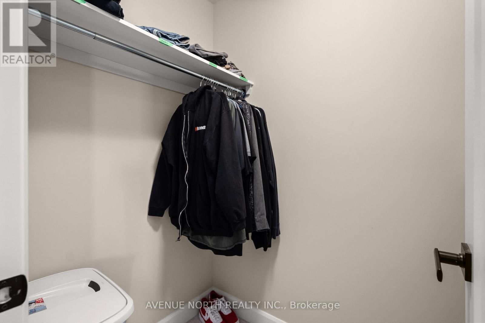 809 GAMBLE DRIVE Image 16