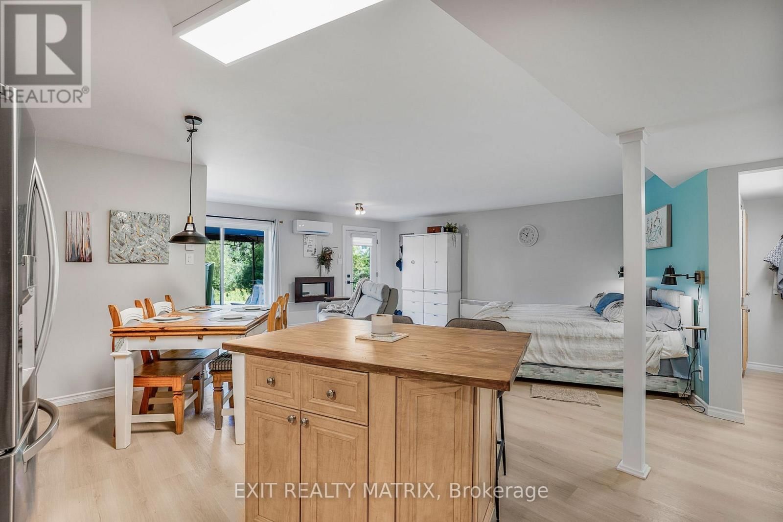 3515 FRONT ROAD EAST Image 20