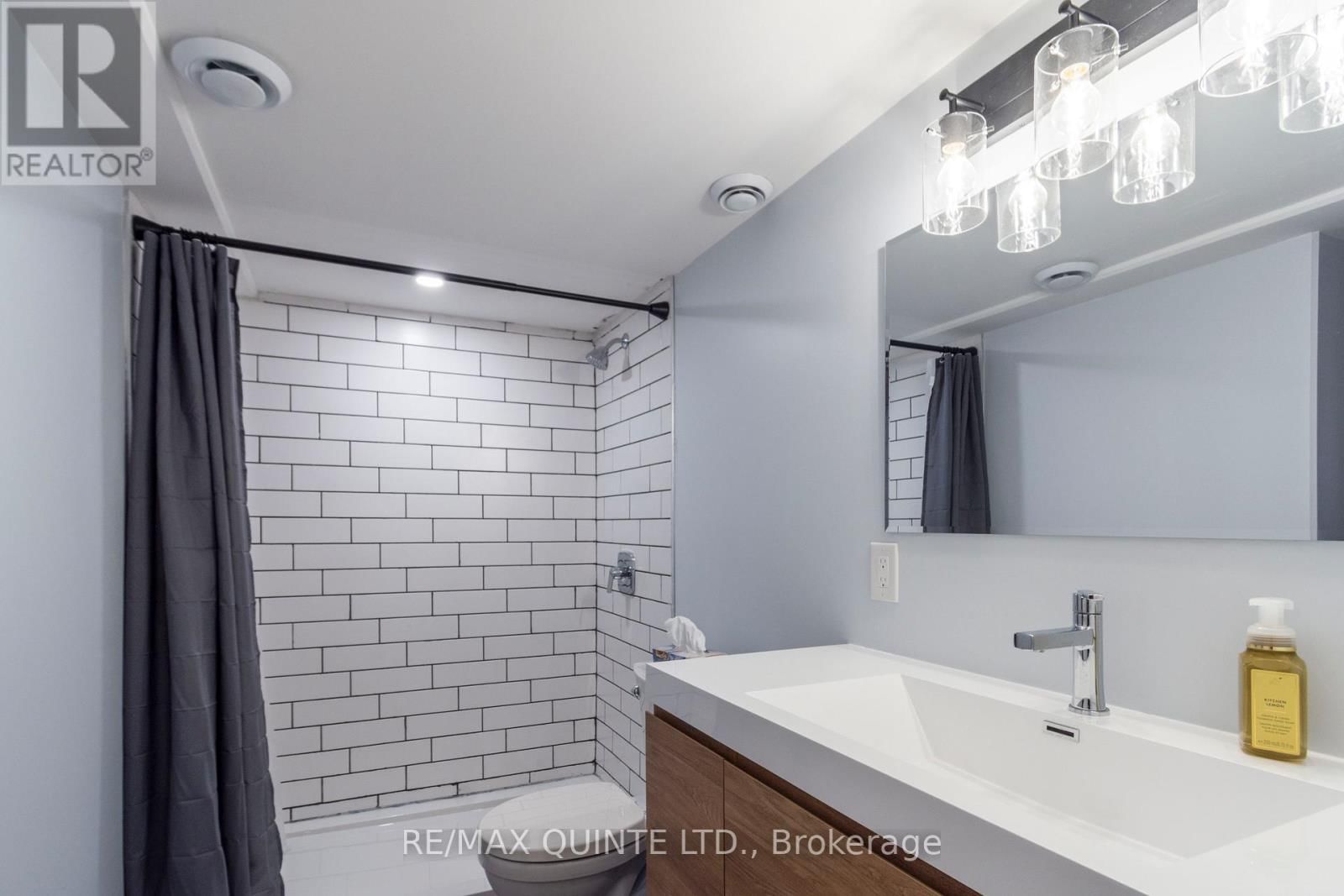 104 HAMPTON RIDGE DRIVE Image 33