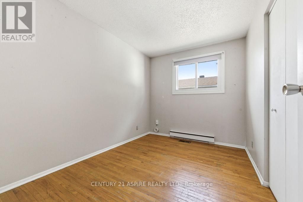 1147 BOUNDARY ROAD WEST Image 25