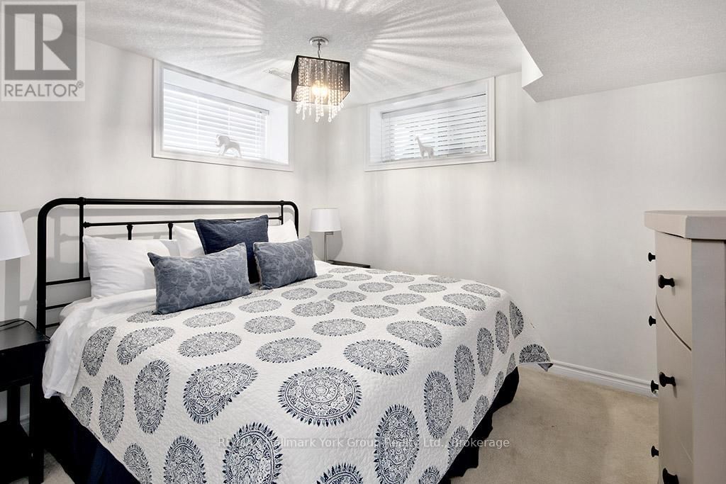 18 - 689616 MONTERRA ROAD Image 36