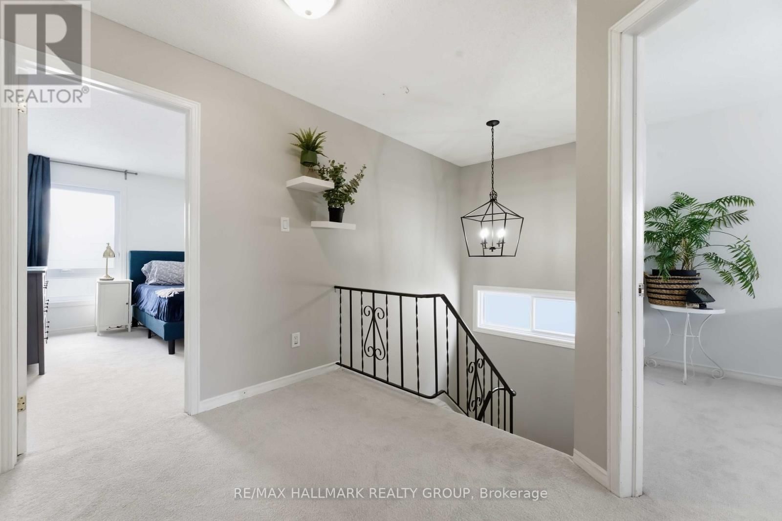 1091 BURGUNDY LANE Image 17