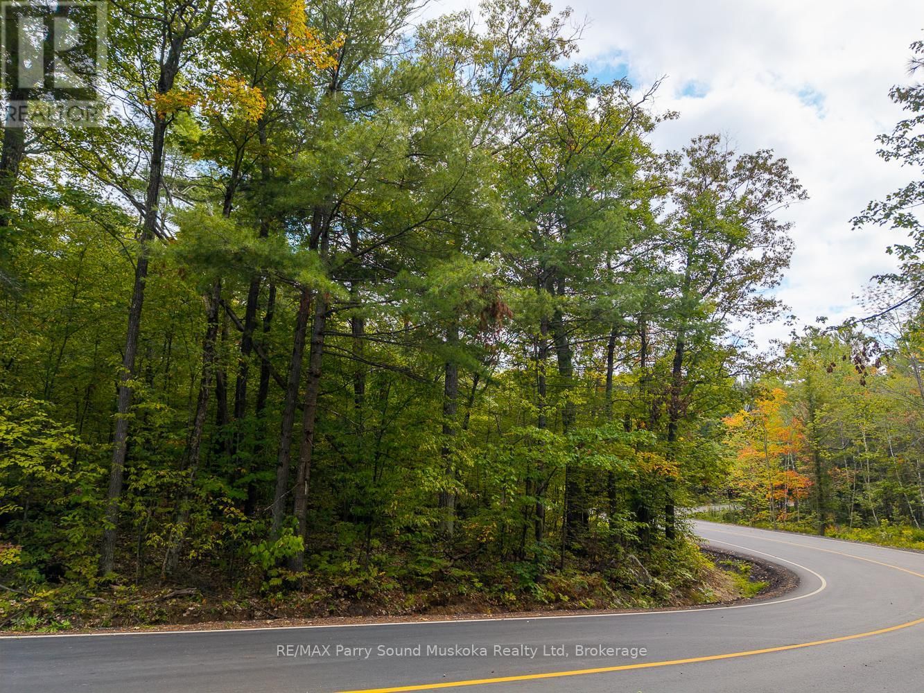 15 OAKRIDGE ROAD NORTH Image 7