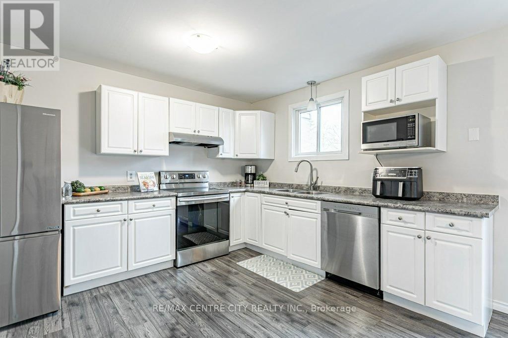 19 - 490 THIRD STREET Image 11