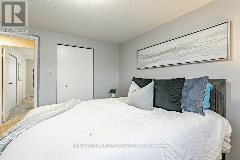 19 - 490 THIRD STREET Image 18